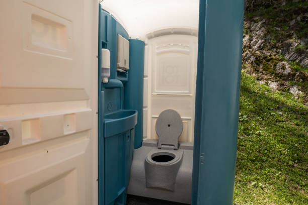 Best Portable toilet rental cost  in Rock Falls, IL