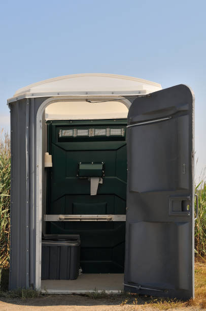 Best Temporary restroom rental  in Rock Falls, IL